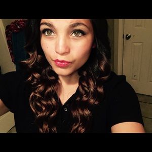 Meet your Posher, Jasmine